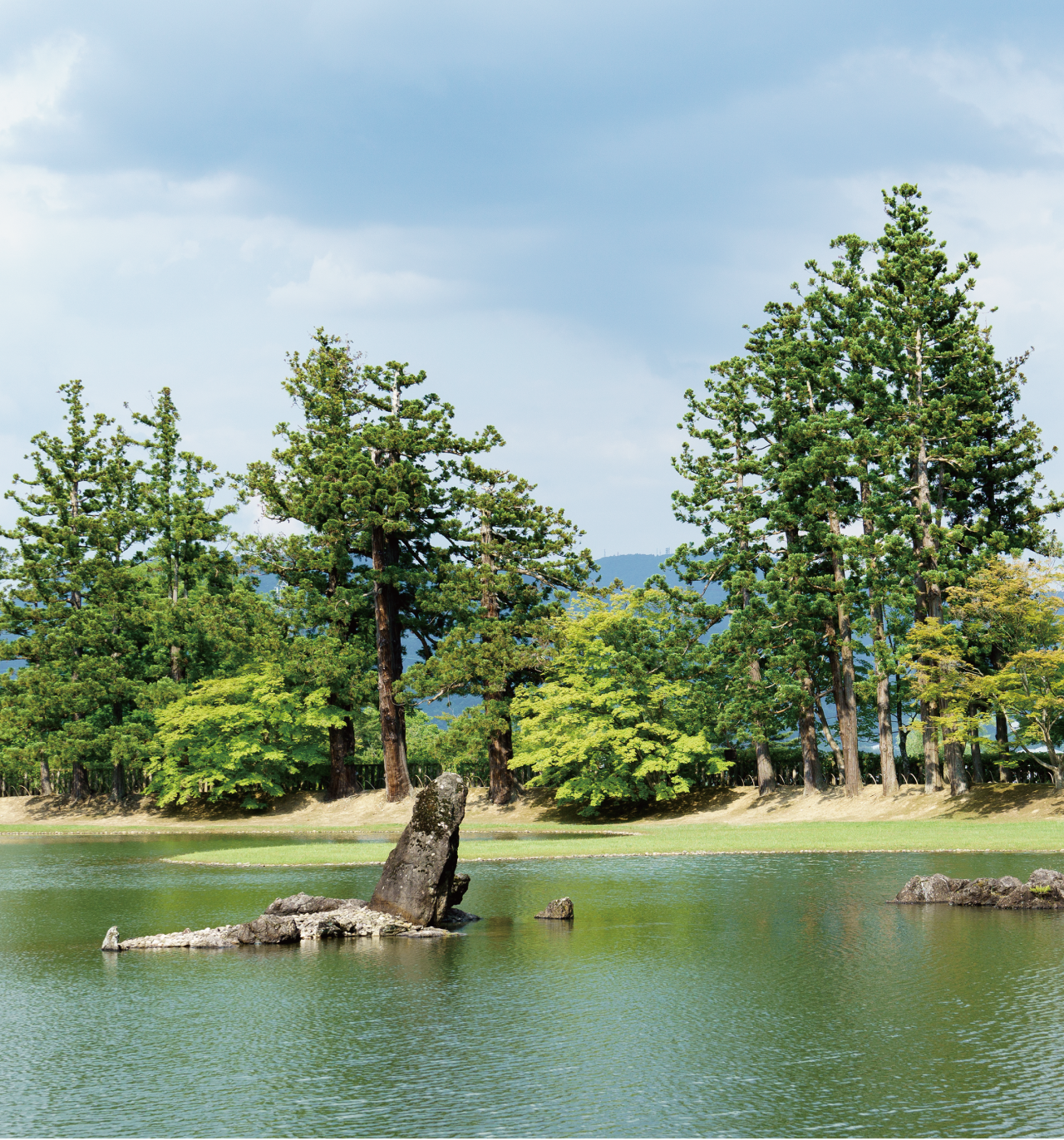 毛越寺　大泉が池